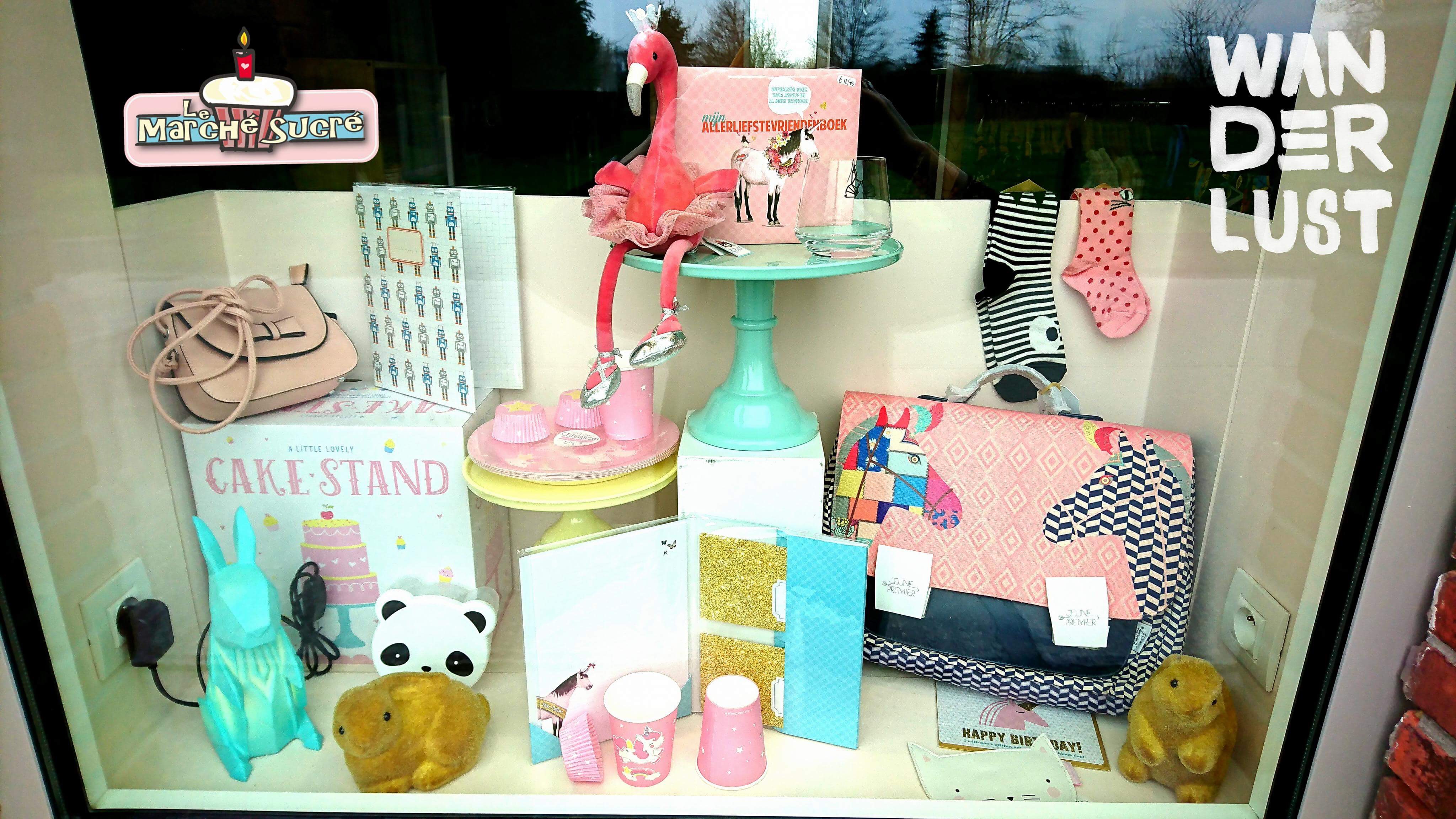 EE483CC6-F9AF-4F26-8329-A60562231081